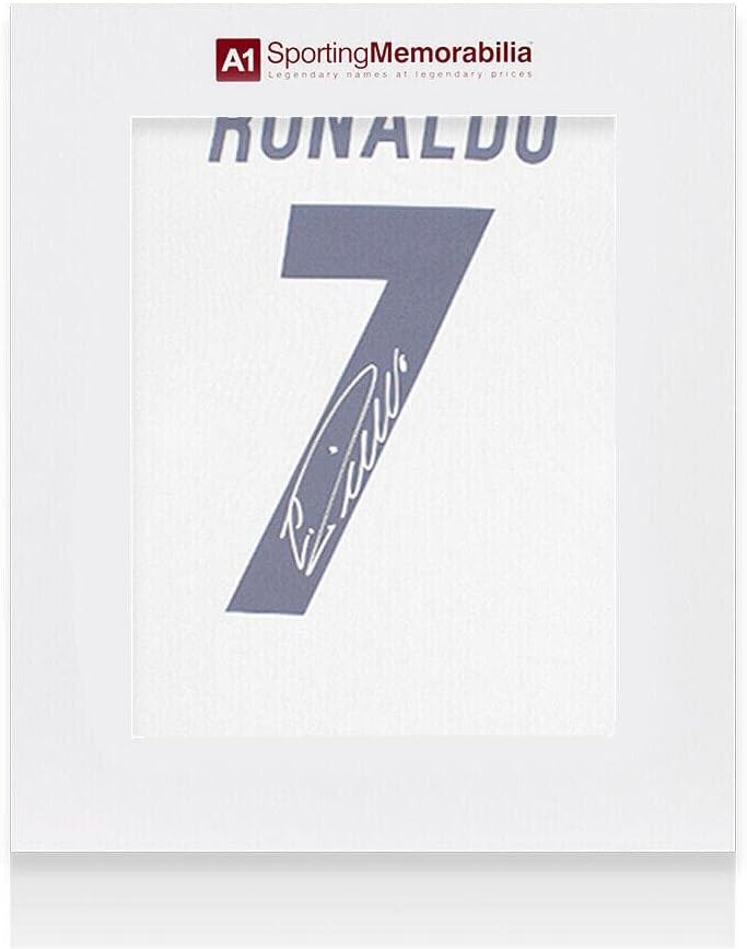 Cristiano Ronaldo İmzalı Real Madrid Forması-2020-21, Ev Sahibi, 7 Numara-Hediye Kutusu-İmzalı Futbol Formaları