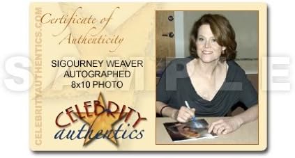 Sigourney Weaver İmzalı 8x10 Galaksi Görevi Fotoğrafı